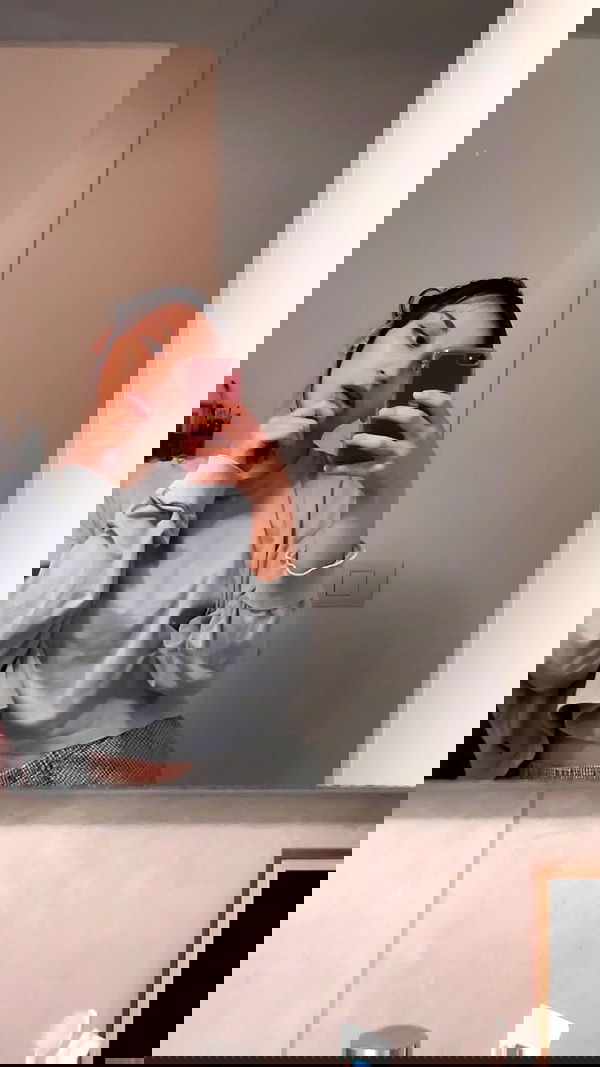 elianachetrit image ~ Altpins