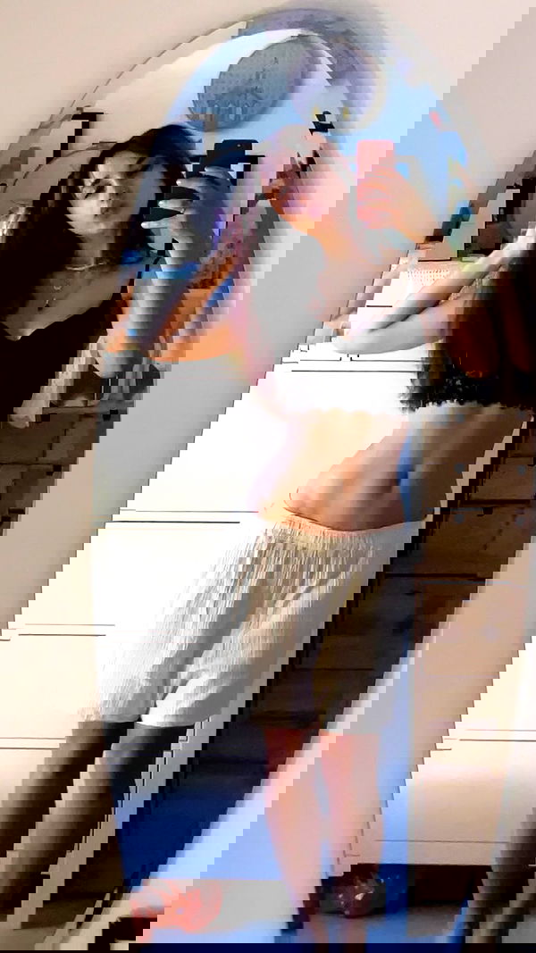 elianachetrit image ~ Altpins