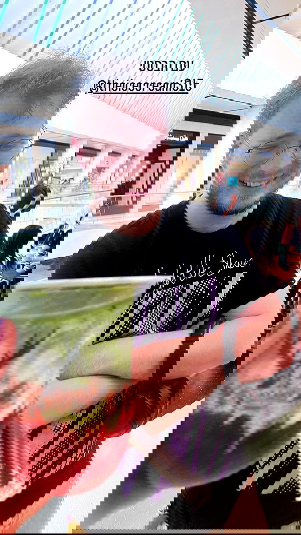 elianachetrit image ~ Altpins