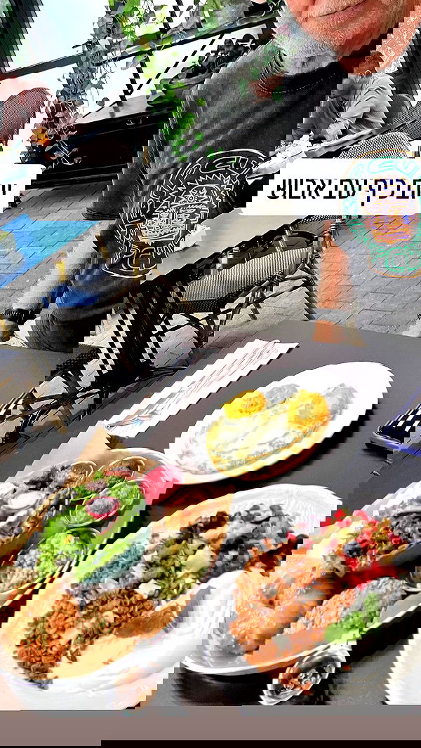 elianachetrit image ~ Altpins