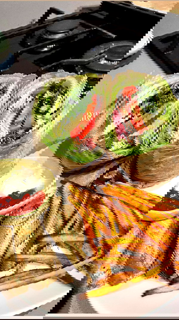 elianachetrit image ~ Altpins