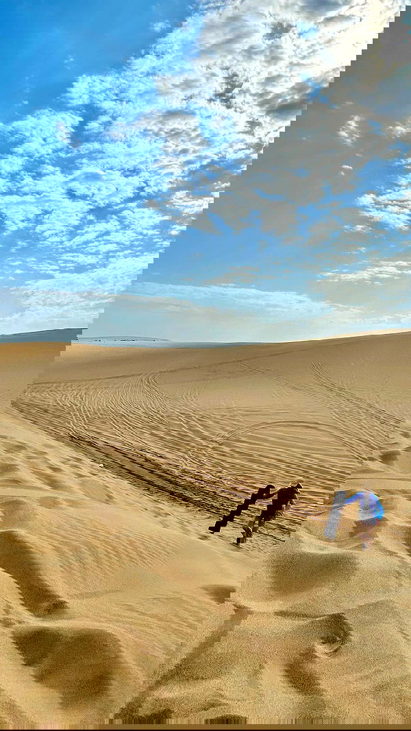 ellamwatts_ ellamwatts_ archive image