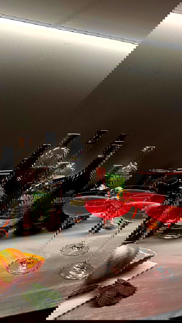 ellamwatts_ ellamwatts_ archive image