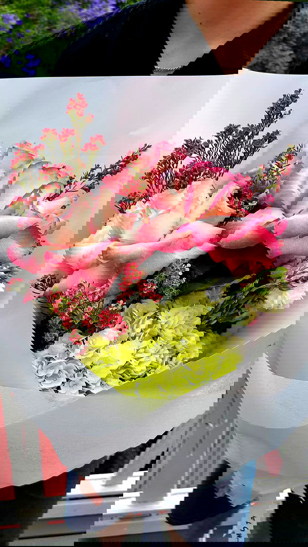 ellamwatts_ ellamwatts_ archive image