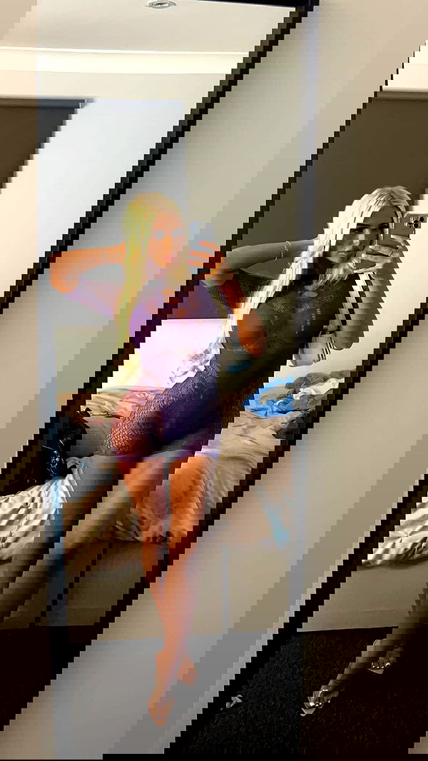 ellie.coldwell image ~ Altpins