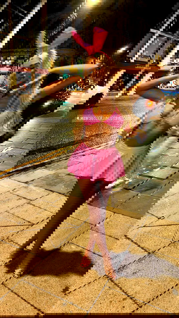 ellie.coldwell image ~ Altpins