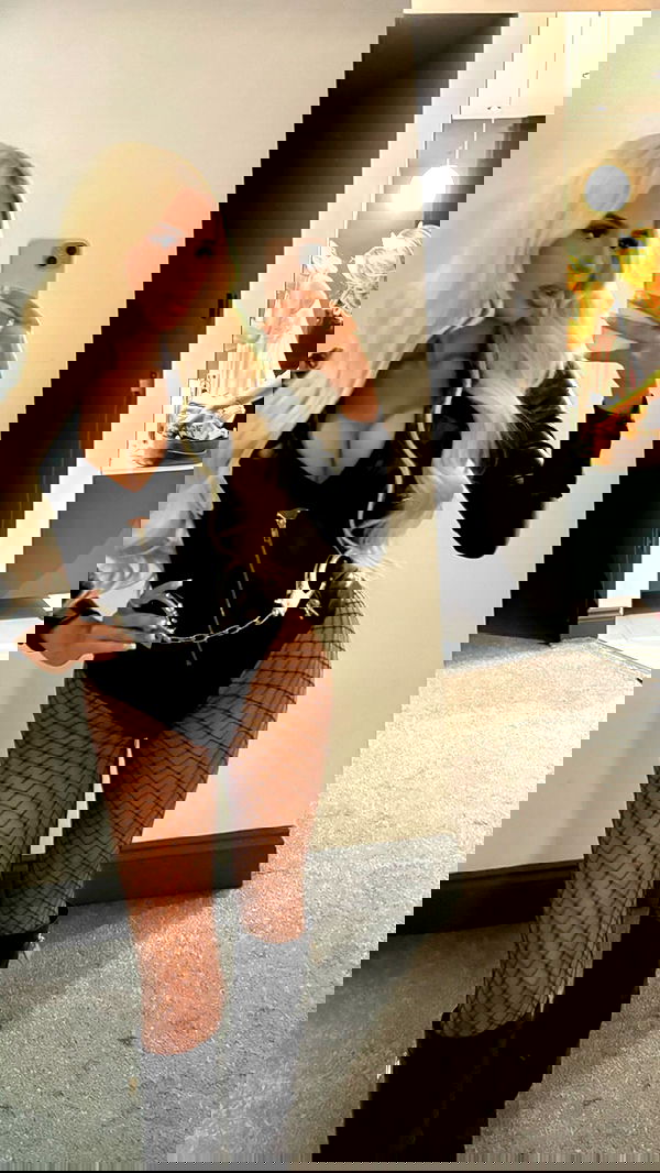 ellie.coldwell image ~ Altpins