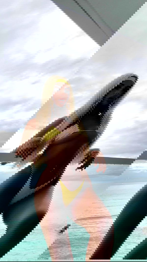 ellie.coldwell image ~ Altpins