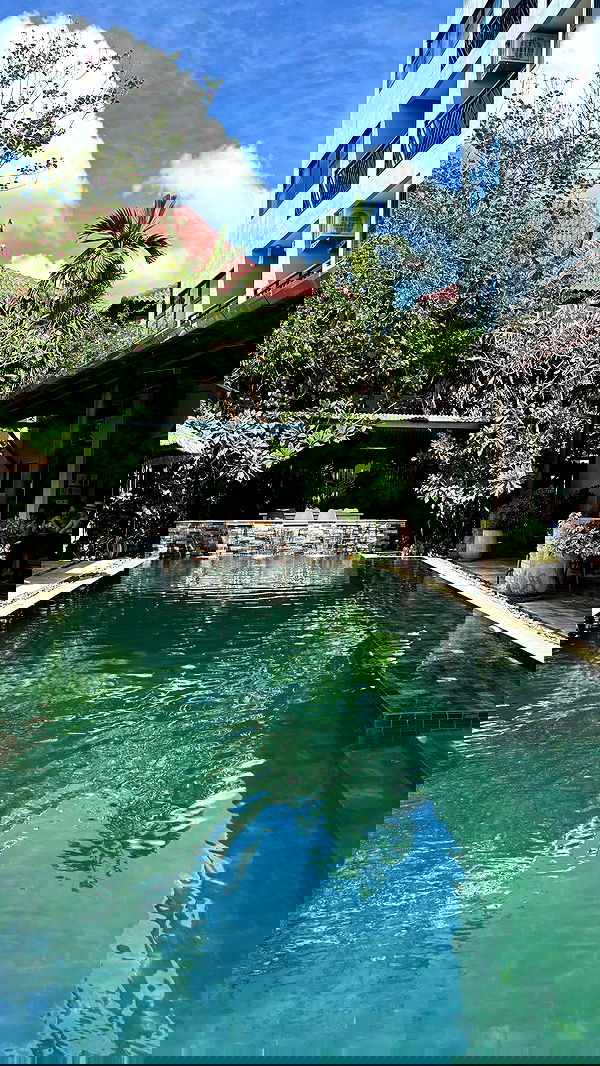 ellie.coldwell image ~ Altpins