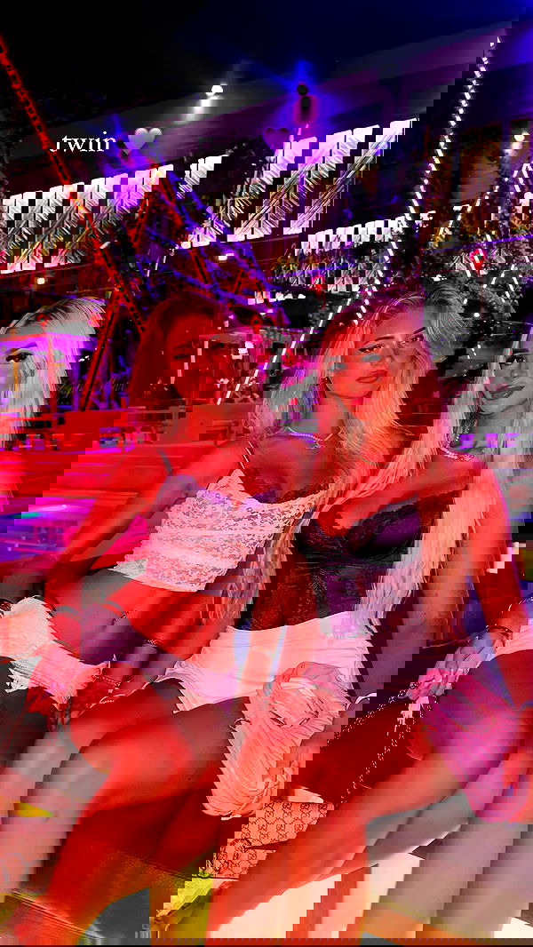 ellie.coldwell image ~ Altpins