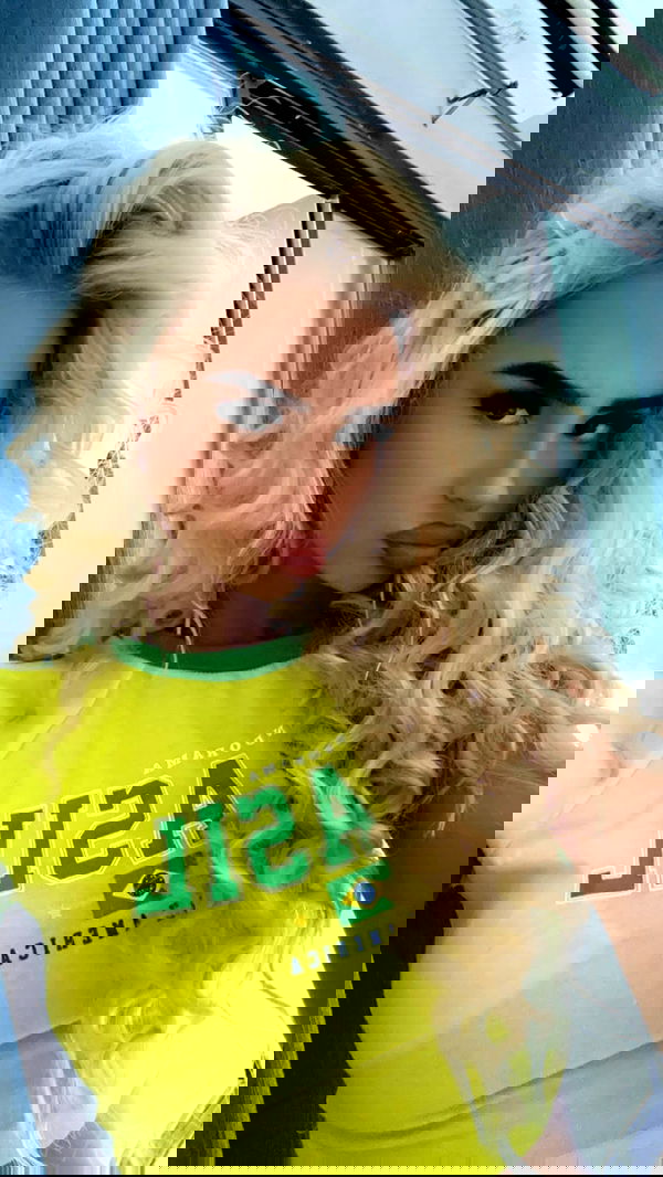 ellie.coldwell image ~ Altpins