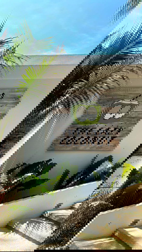 ellie.coldwell image ~ Altpins