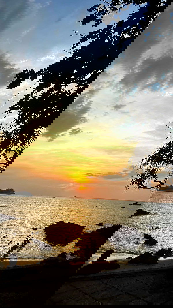 ellie.coldwell image ~ Altpins