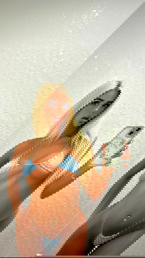 ellie.coldwell image ~ Altpins