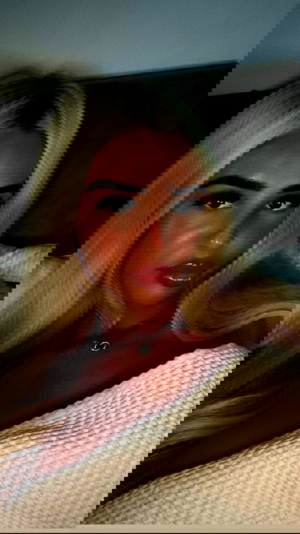 ellie.coldwell image ~ Altpins