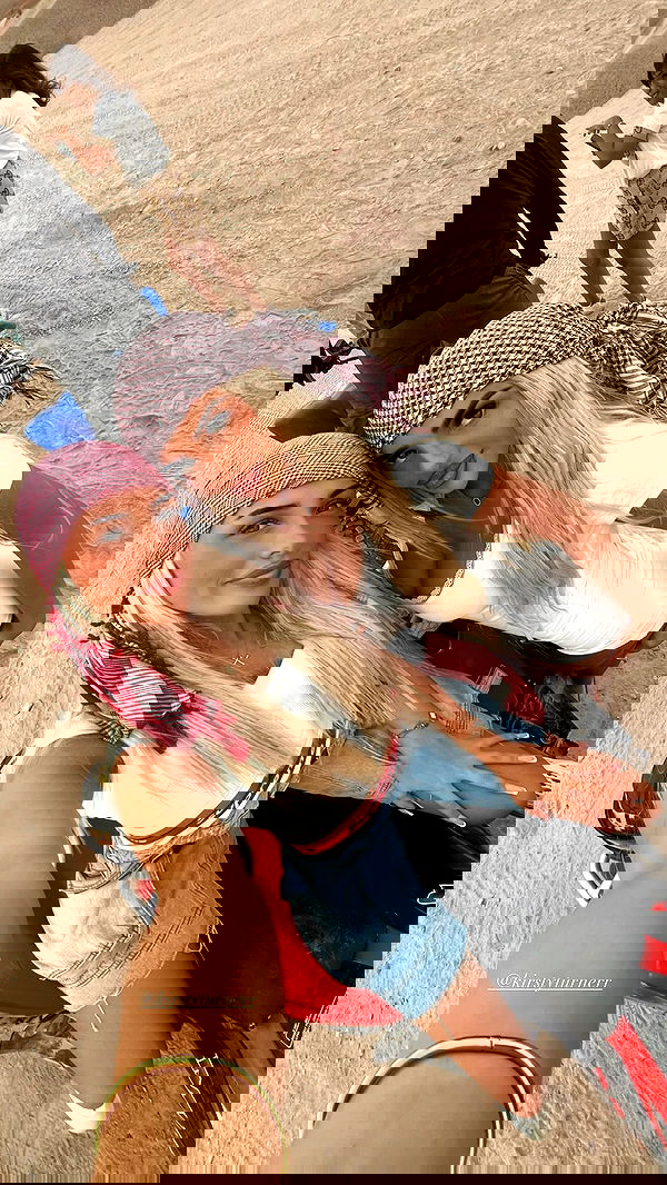 ellie.coldwell image ~ Altpins