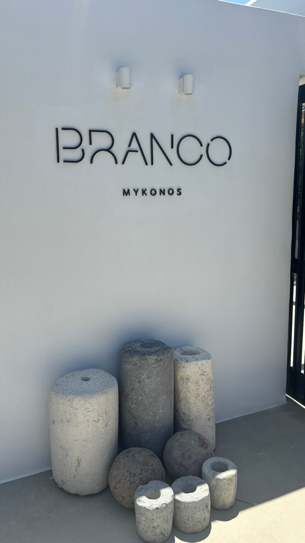 ellie.coldwell instagram image archive image