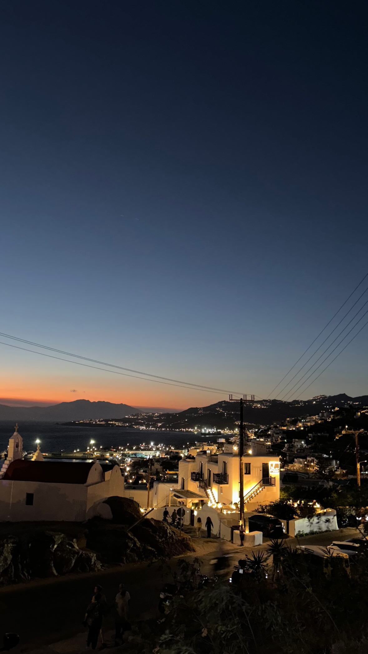 ellie.coldwell instagram image archive image