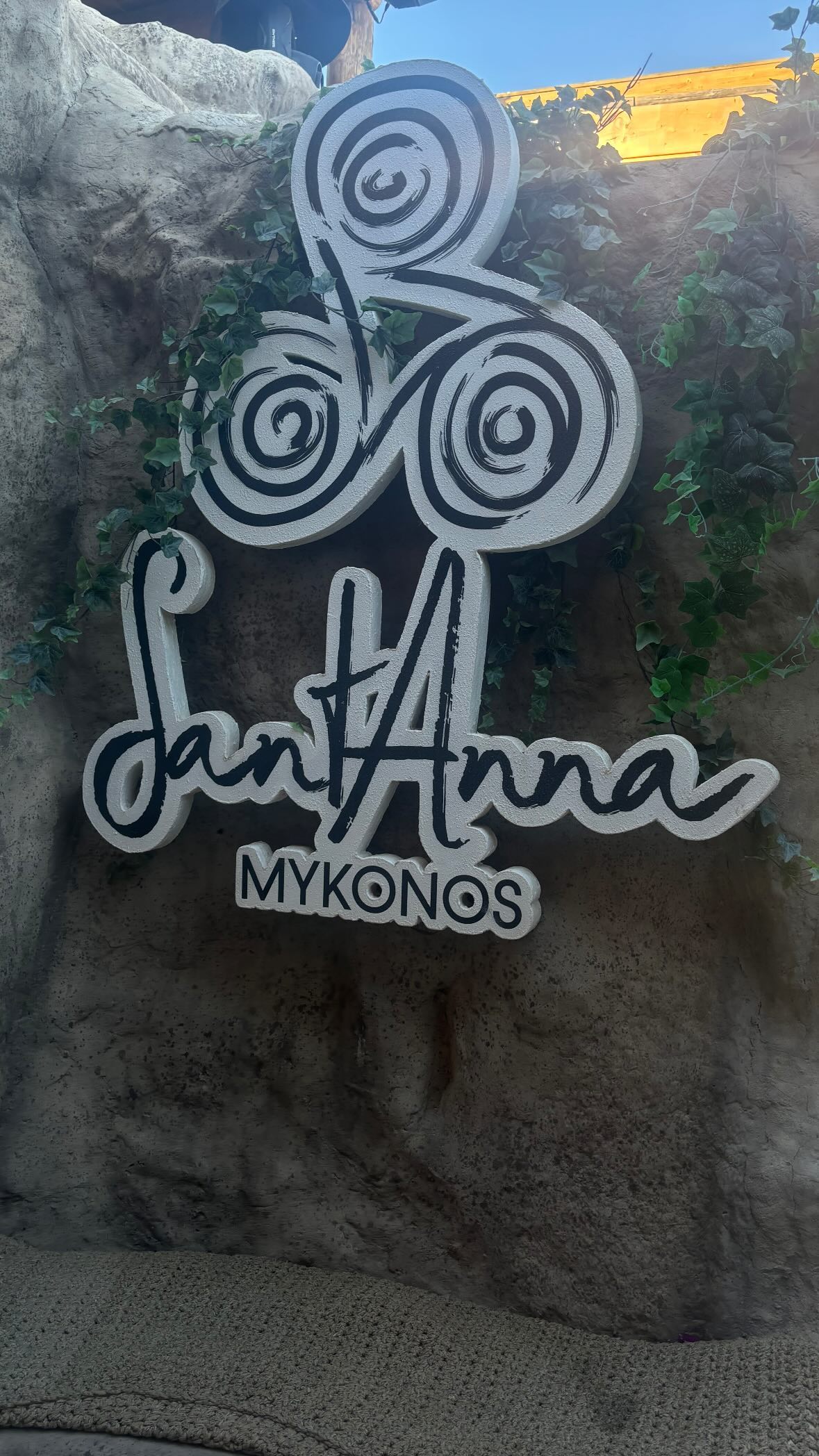 ellie.coldwell instagram image archive image