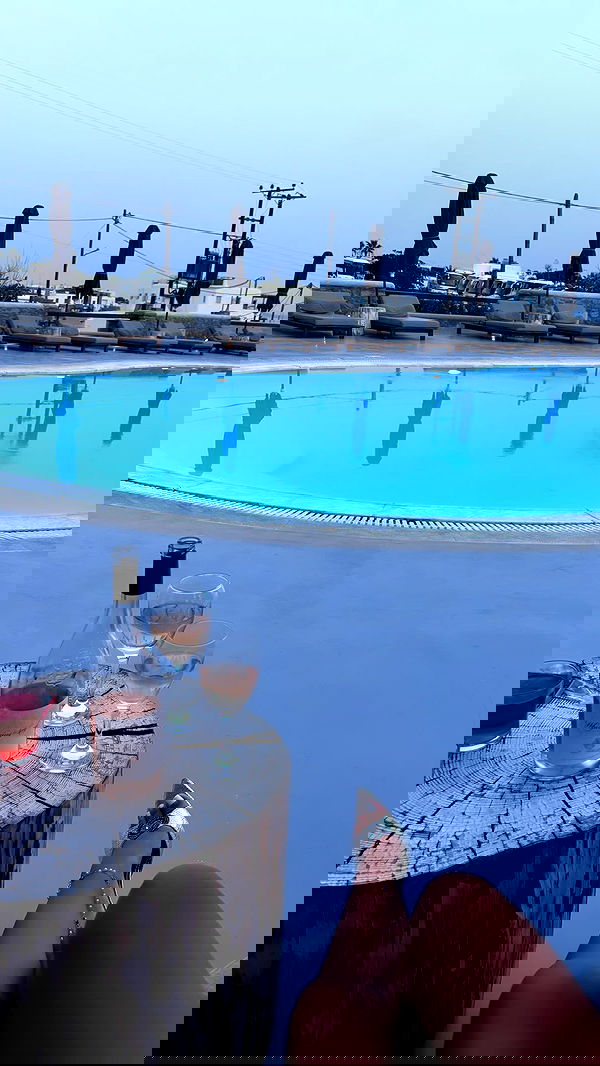 ellie.coldwell image ~ Altpins