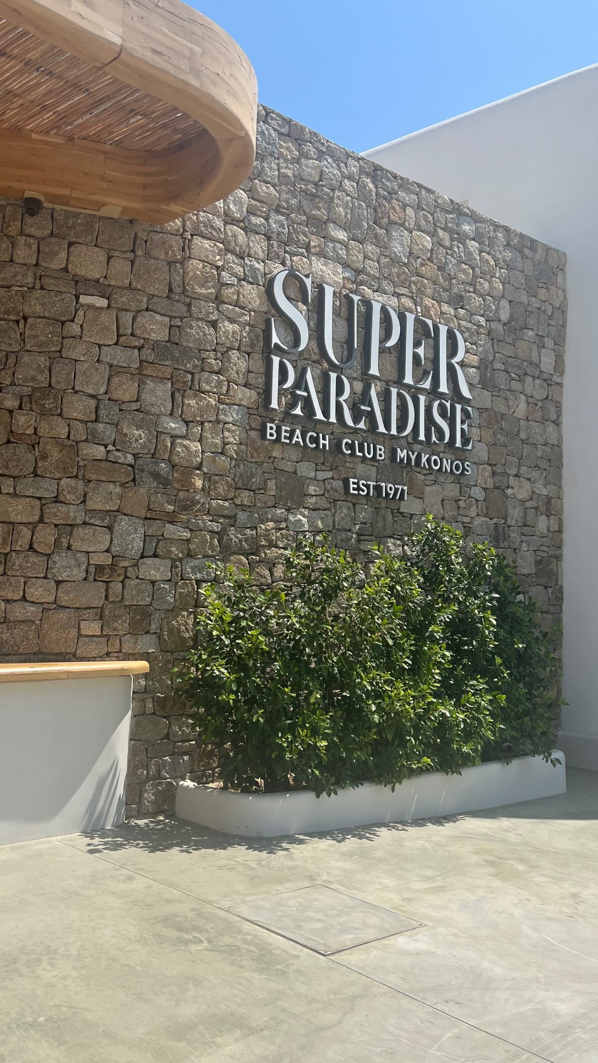 ellie.coldwell instagram image archive image