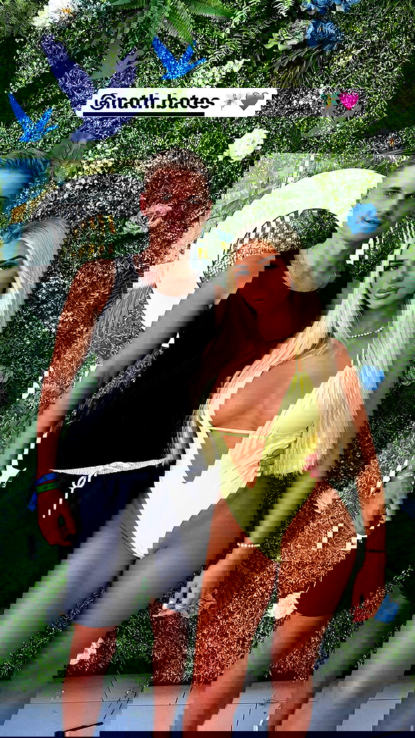 ellie.coldwell image ~ Altpins