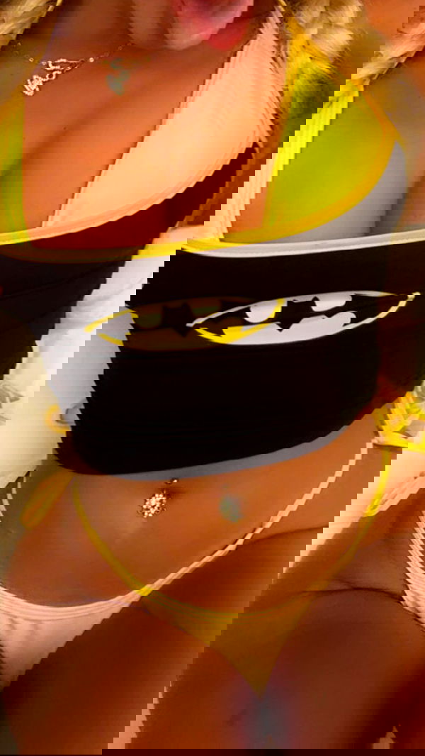 ellie.coldwell image ~ Altpins