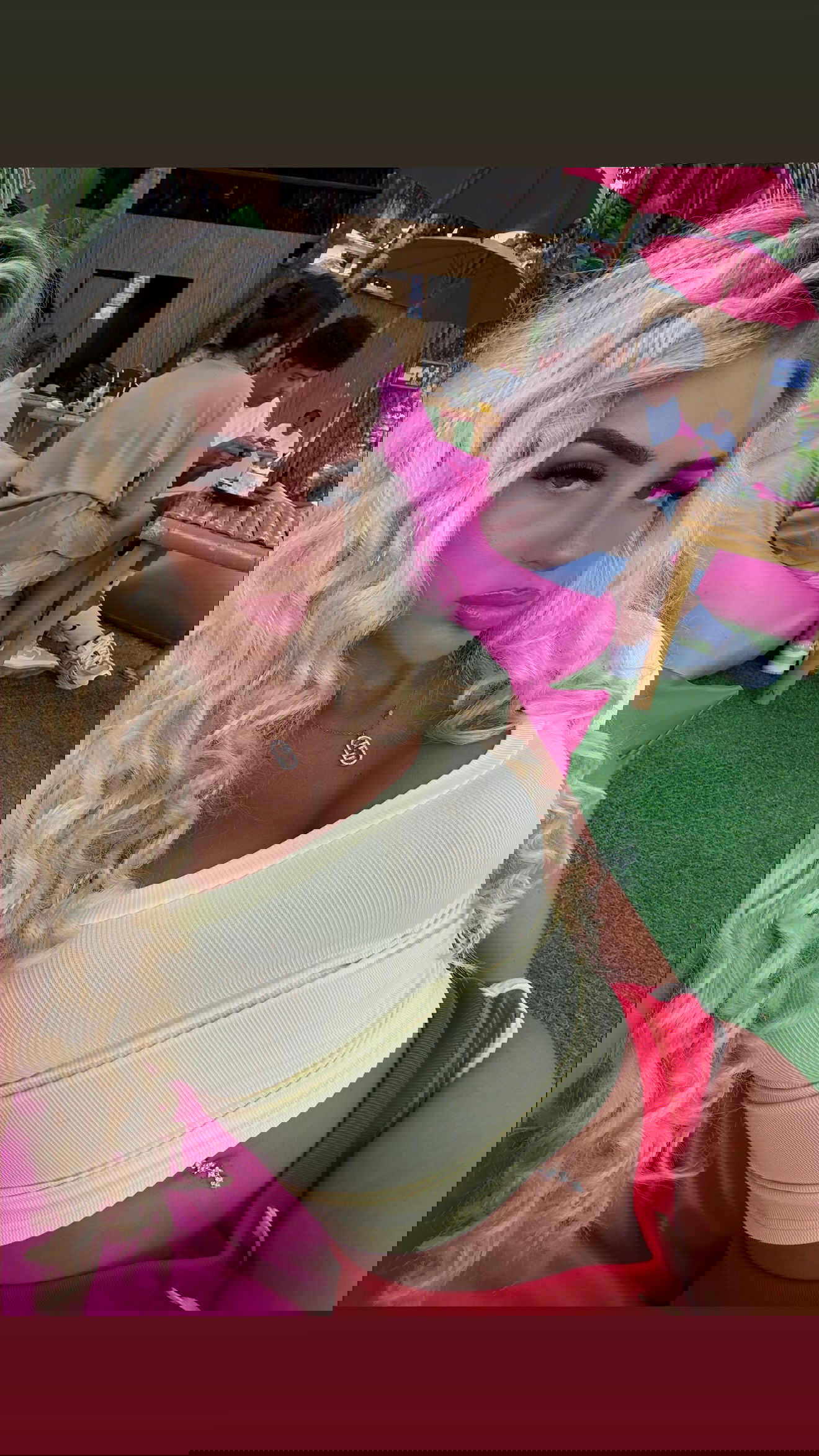 ellie.coldwell instagram image archive image