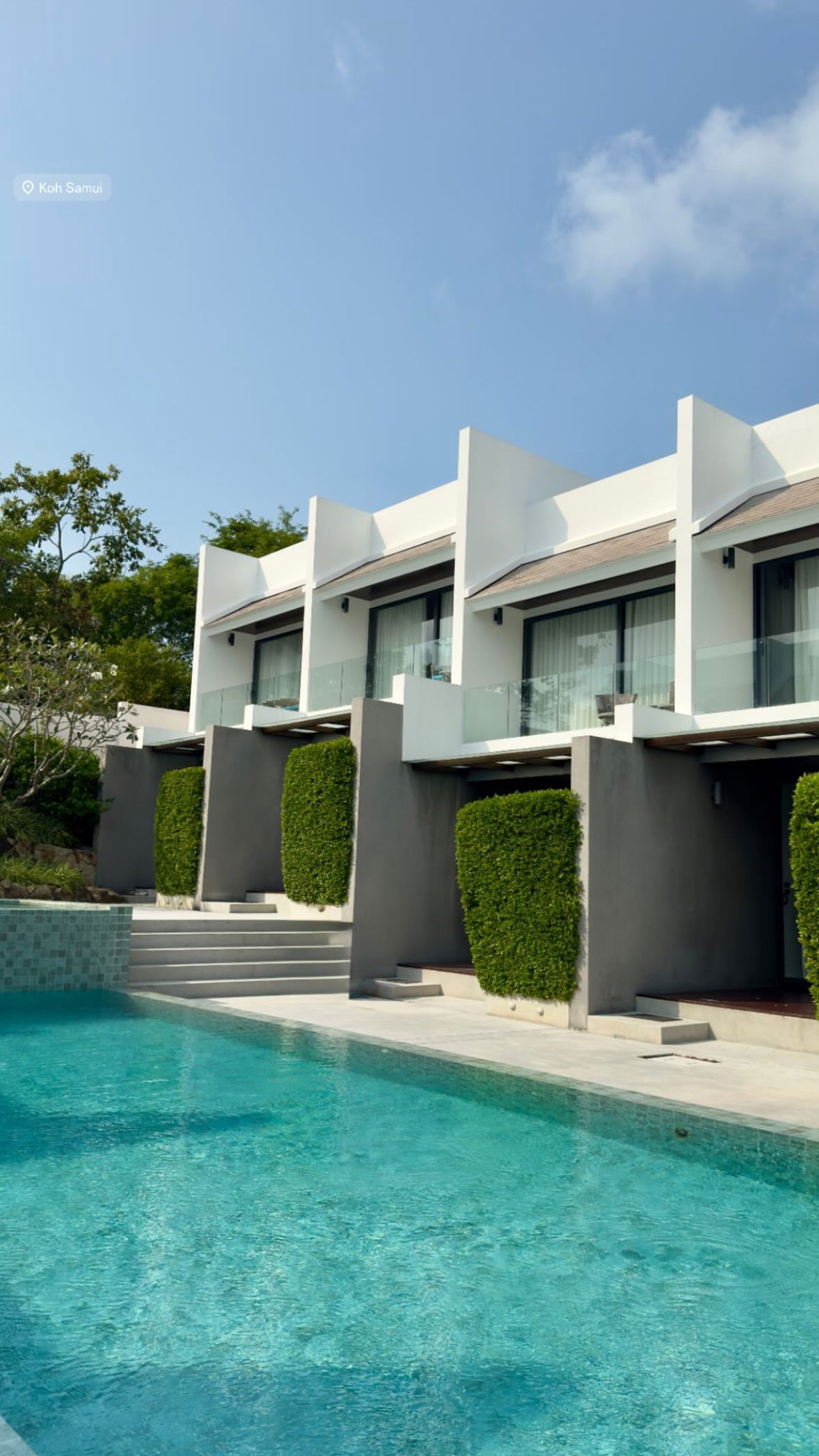 ellie.coldwell instagram image archive image