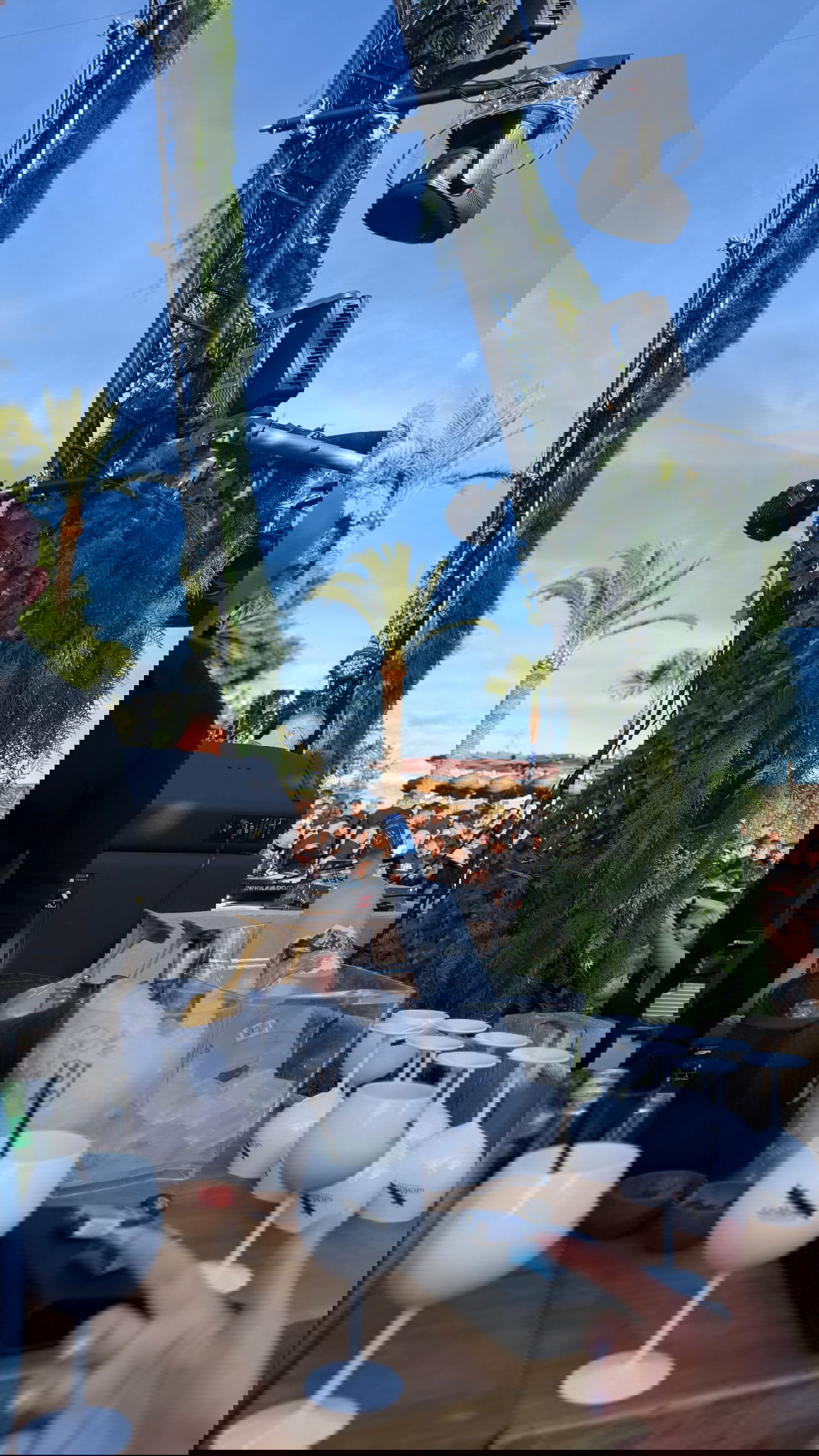 ellie.coldwell instagram image archive image