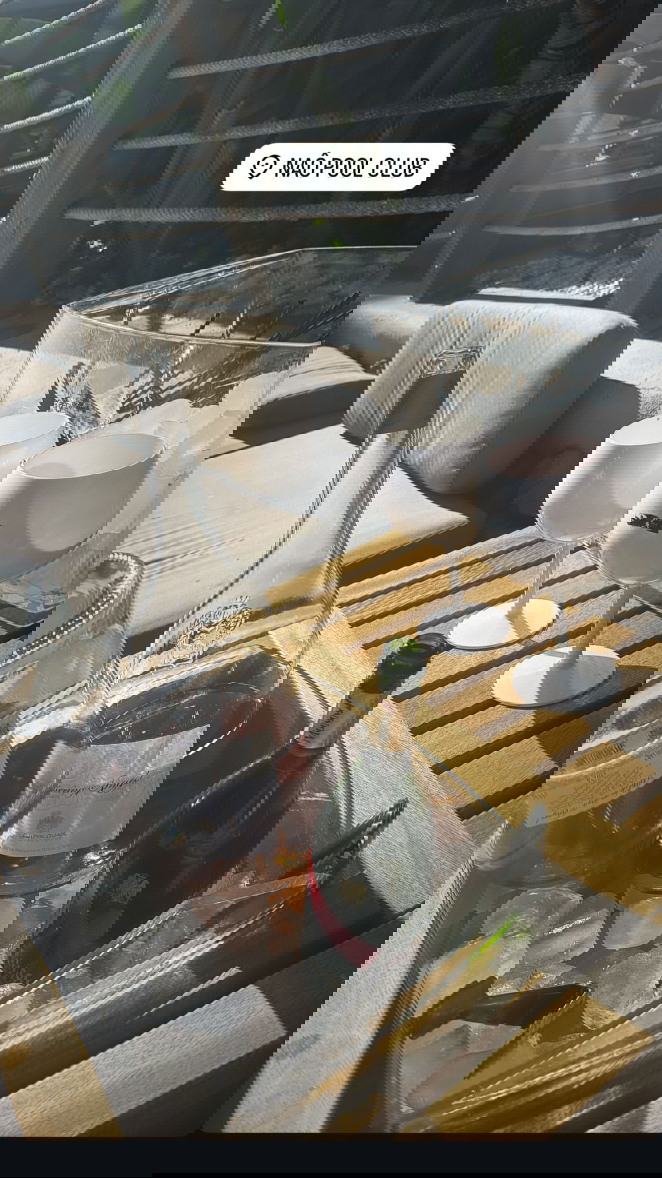 ellie.coldwell instagram image archive image