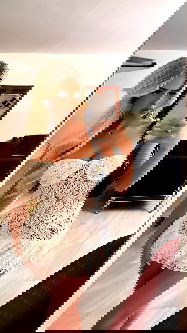 ellie.coldwell image ~ Altpins