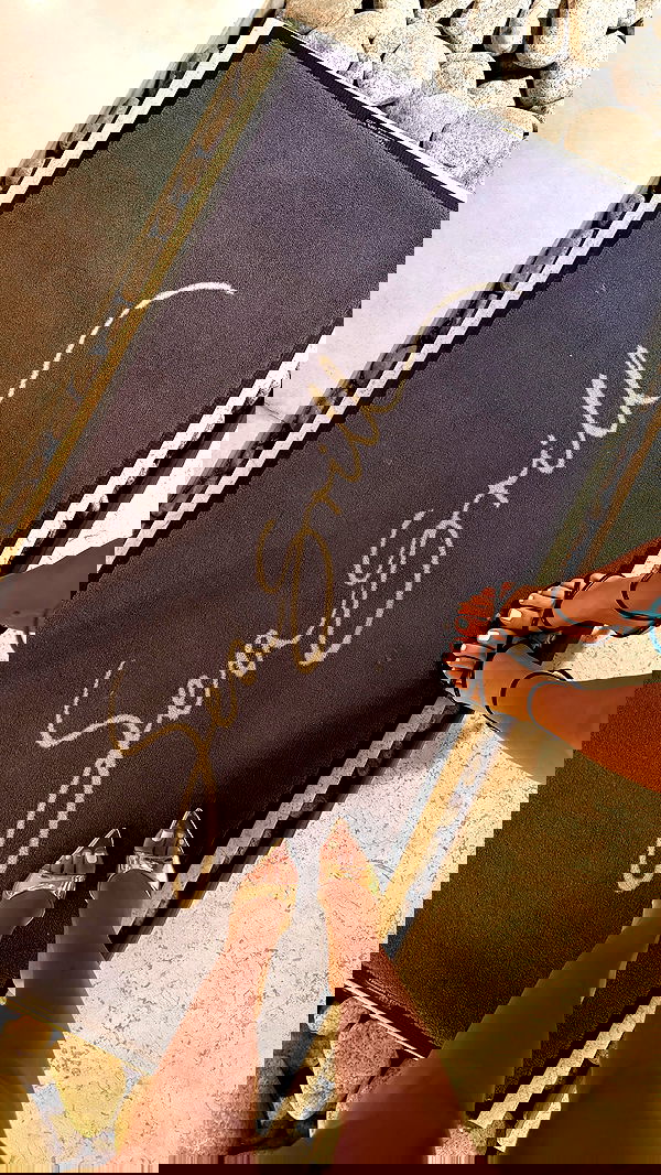 ellie.coldwell image ~ Altpins