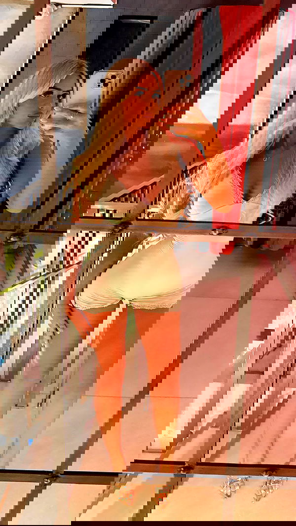 ellie.coldwell image ~ Altpins