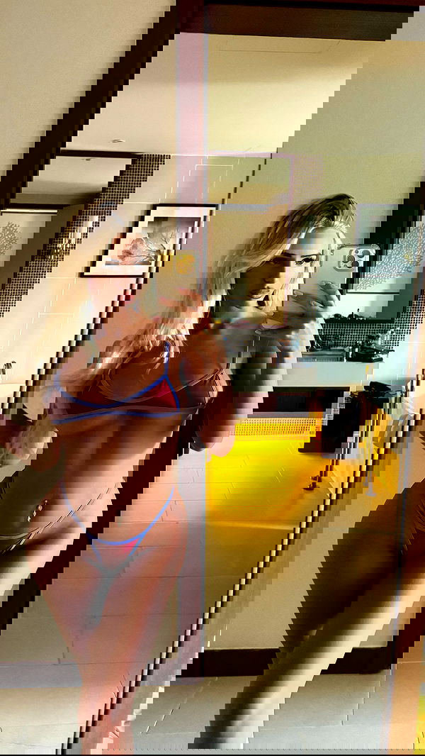 ellie.coldwell image ~ Altpins