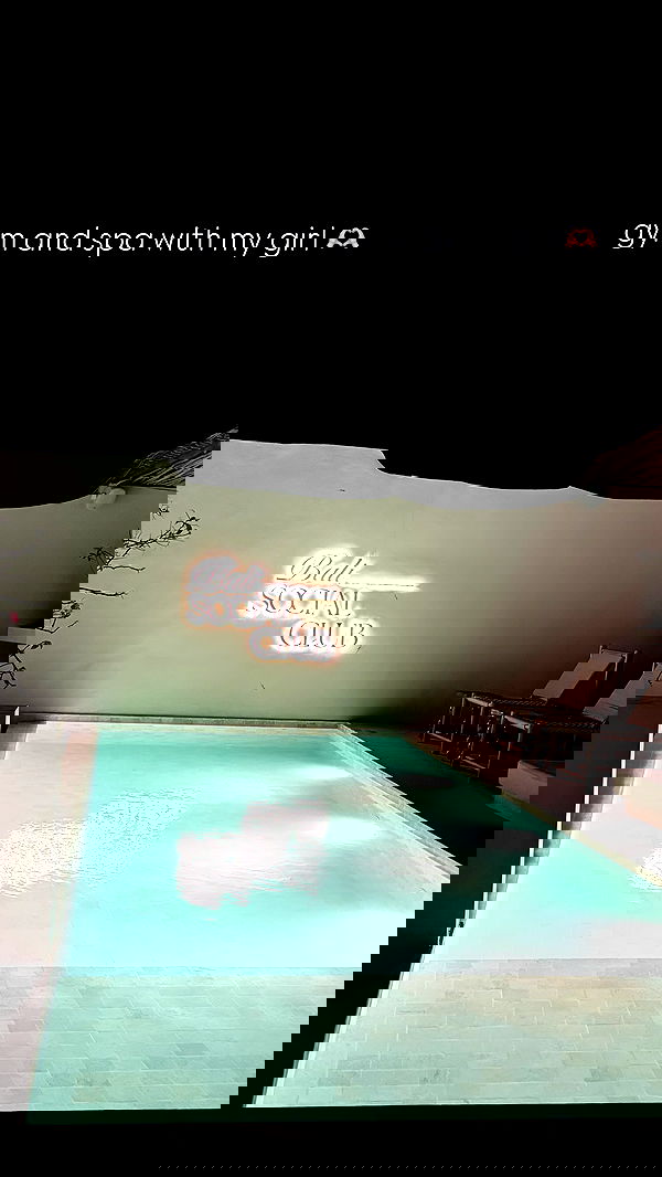 ellie.coldwell image ~ Altpins