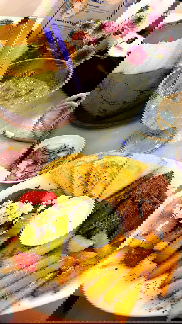 ellie.coldwell image ~ Altpins