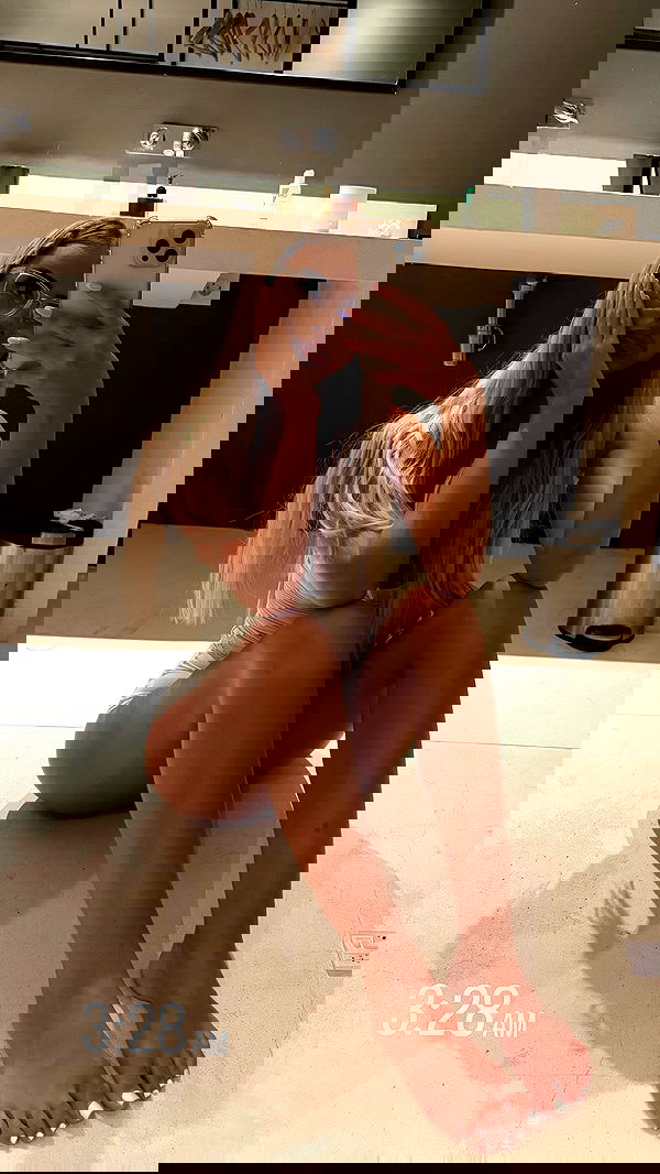 ellie.coldwell image ~ Altpins