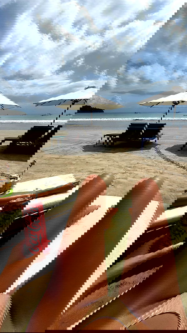 ellie.coldwell image ~ Altpins