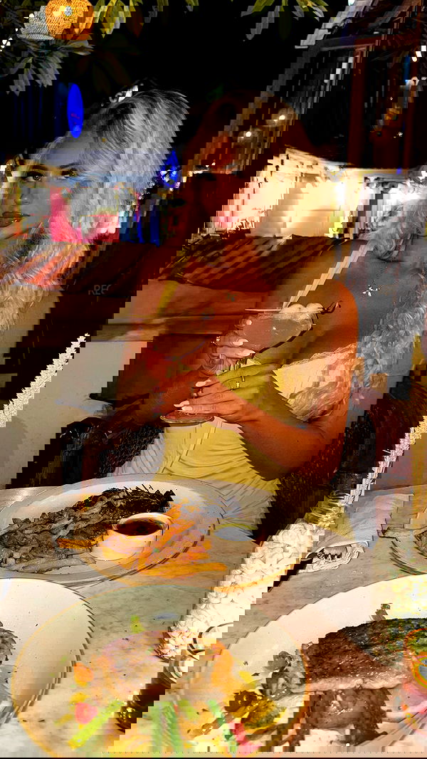 ellie.coldwell image ~ Altpins