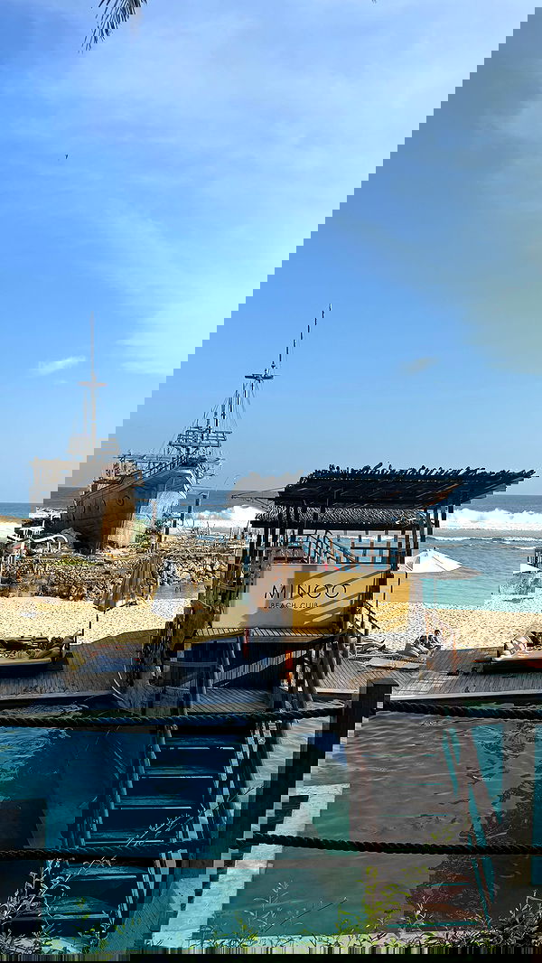 ellie.coldwell image ~ Altpins