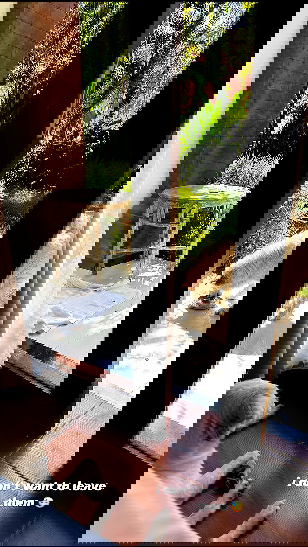 ellie.coldwell image ~ Altpins