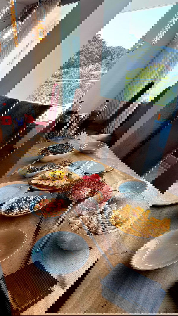 ellie.coldwell image ~ Altpins