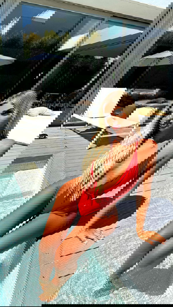 ellie.coldwell image ~ Altpins