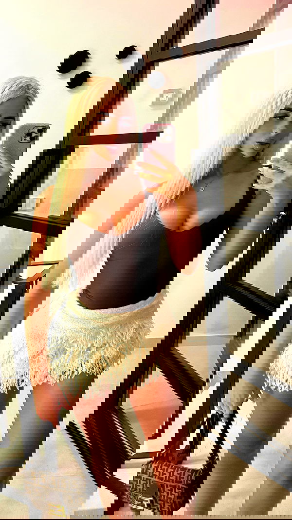 ellie.coldwell image ~ Altpins