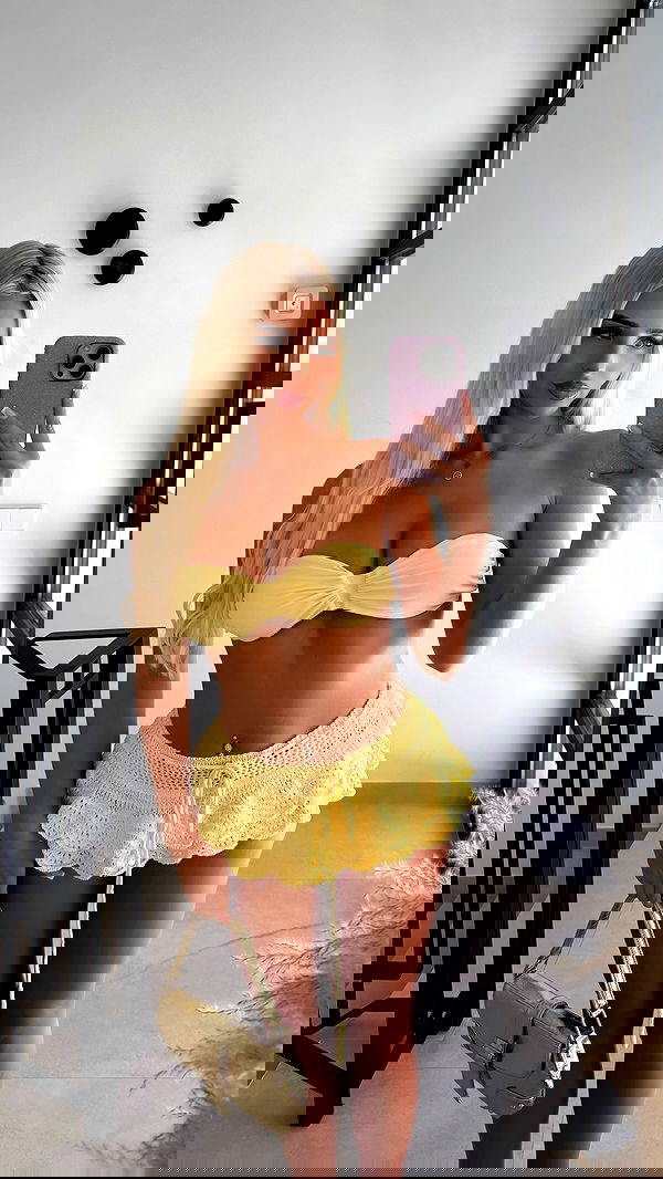 ellie.coldwell image ~ Altpins