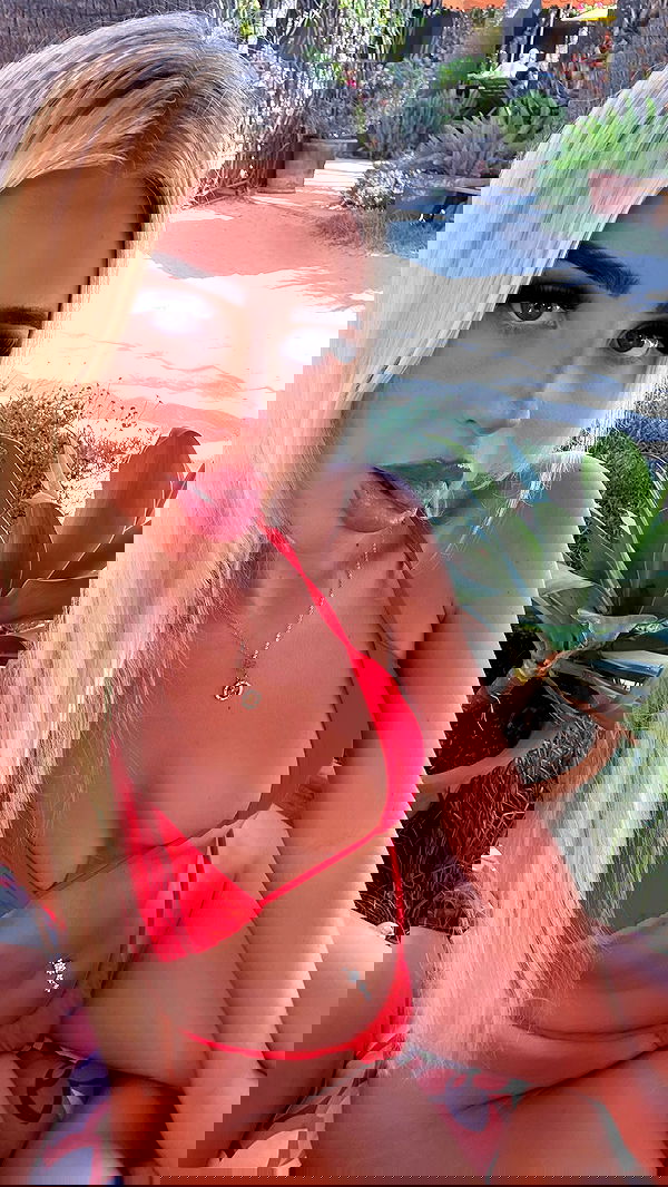 ellie.coldwell image ~ Altpins