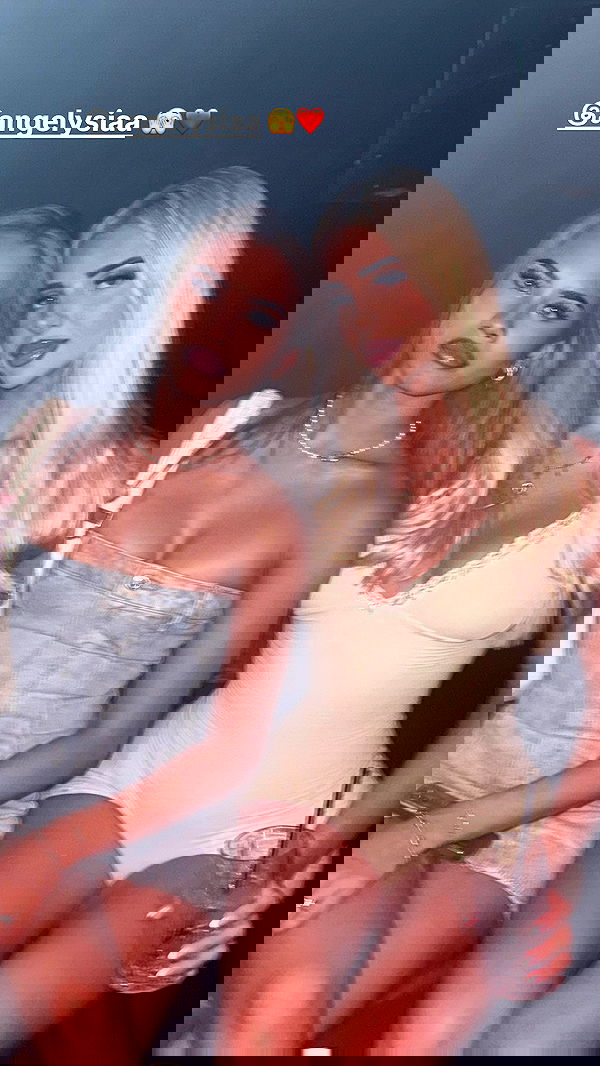 ellie.coldwell image ~ Altpins