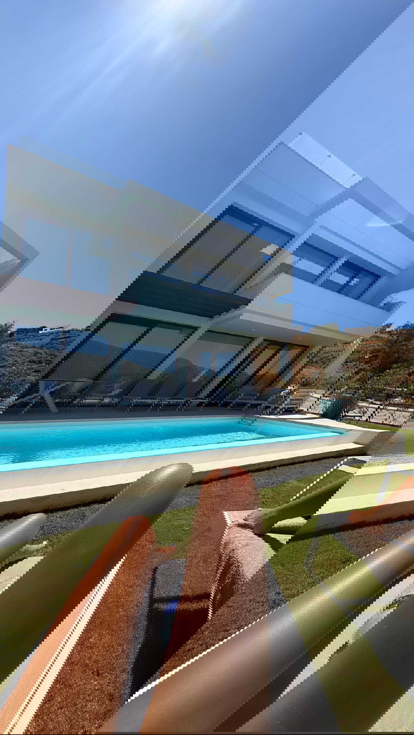 ellie.coldwell instagram image archive image