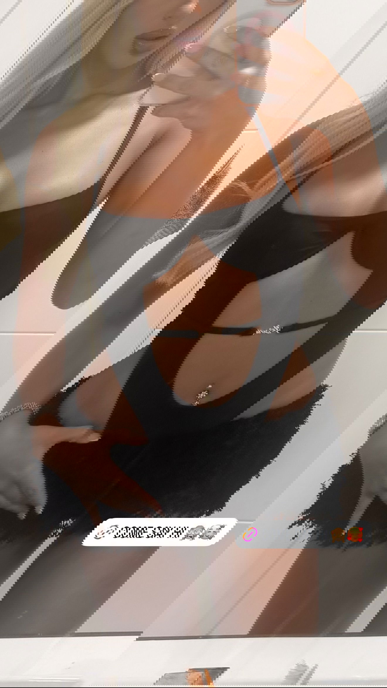 ellie.coldwell instagram image archive image